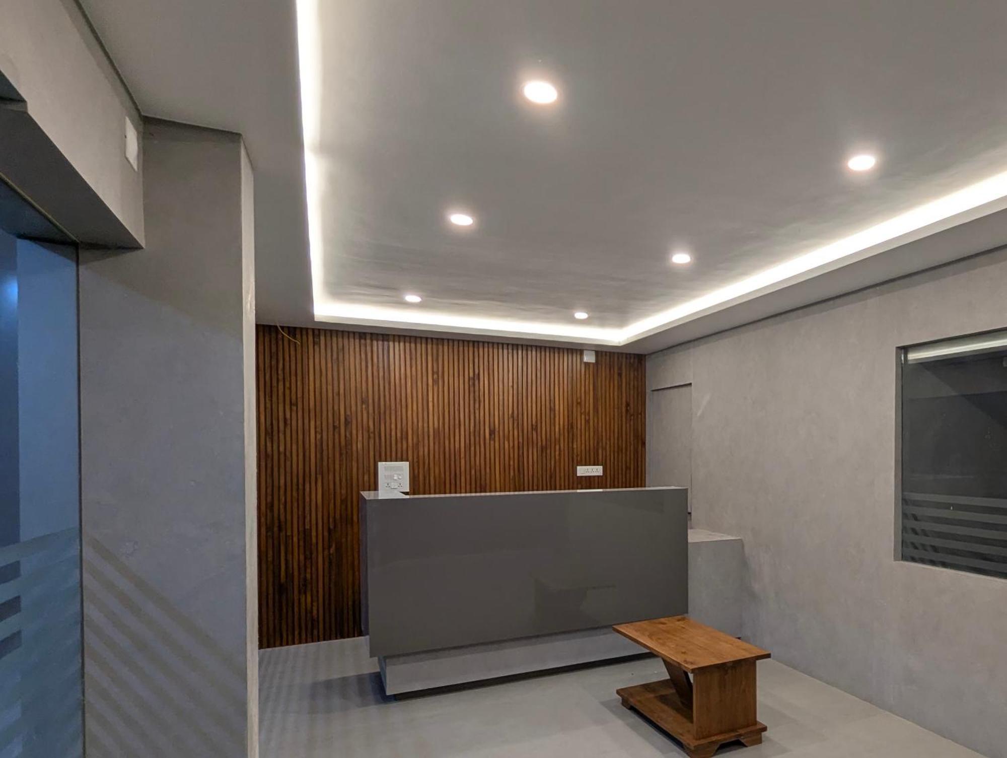 Jayalakshmi Residency Hotel Vaduvanchal Luaran gambar